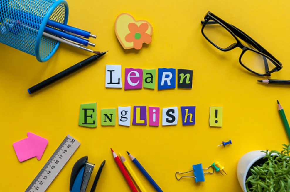 A image showing "learn english" written at yellow background