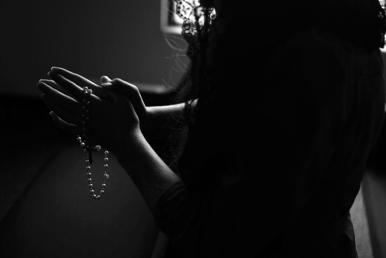 A girl praying