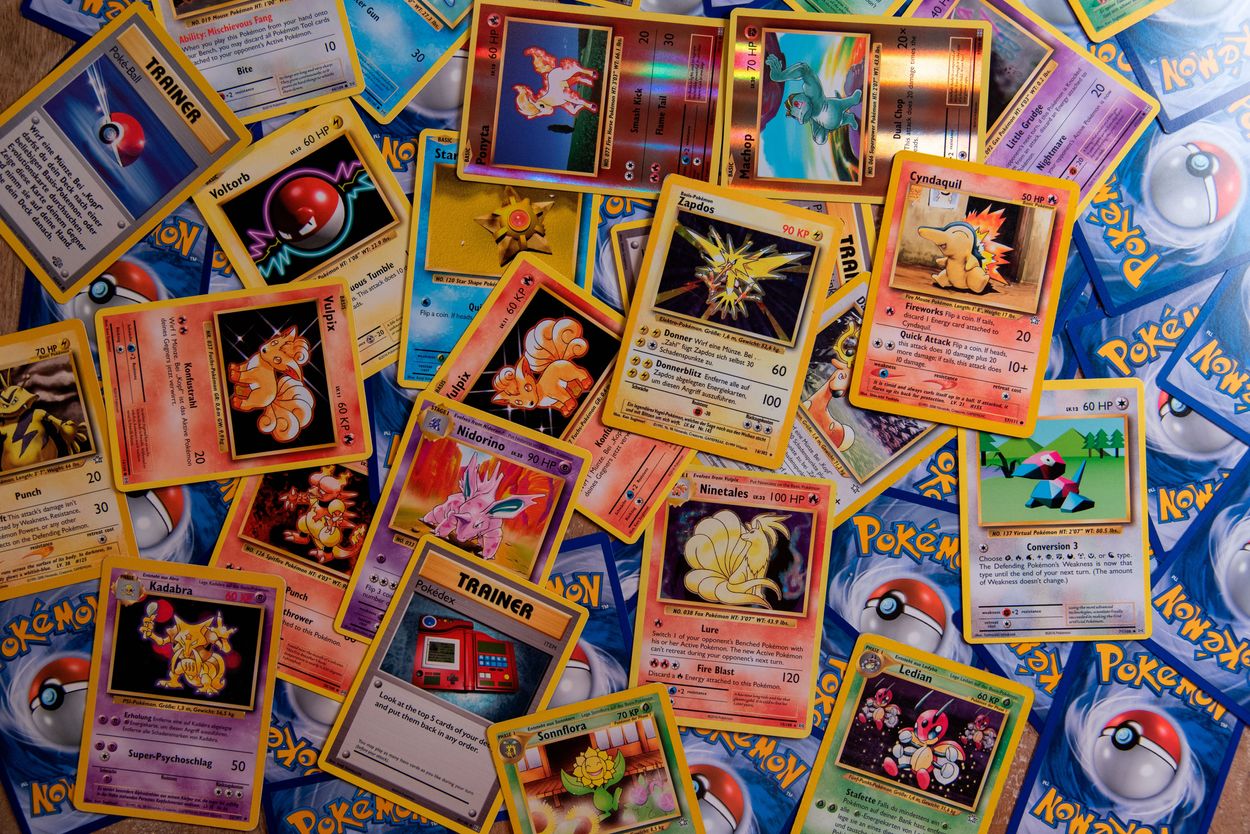A bunch of Pokemon cards