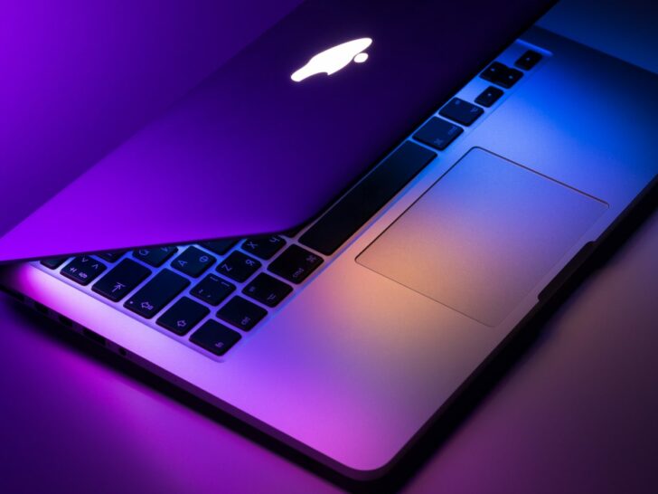 What Is the Difference Between Macbook Pro 13 i5 vs i7? (Before You Buy)