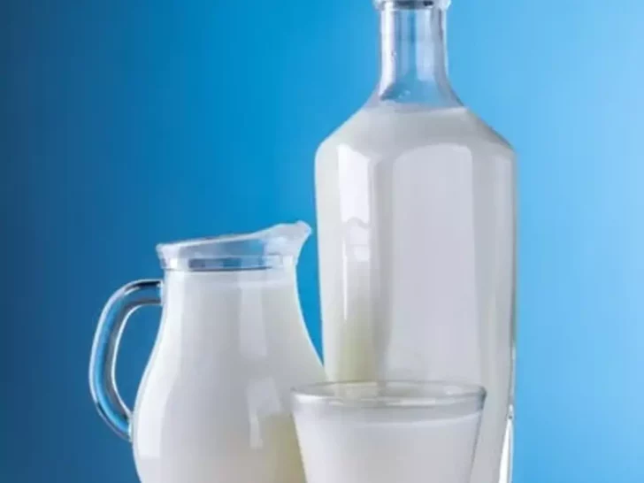 What Is the Difference Between Vitamin D Milk and Whole Milk? (Explained)
