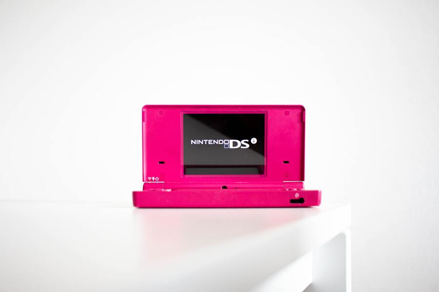 A Nintendo DS on which Pokémon Black And White was Released first