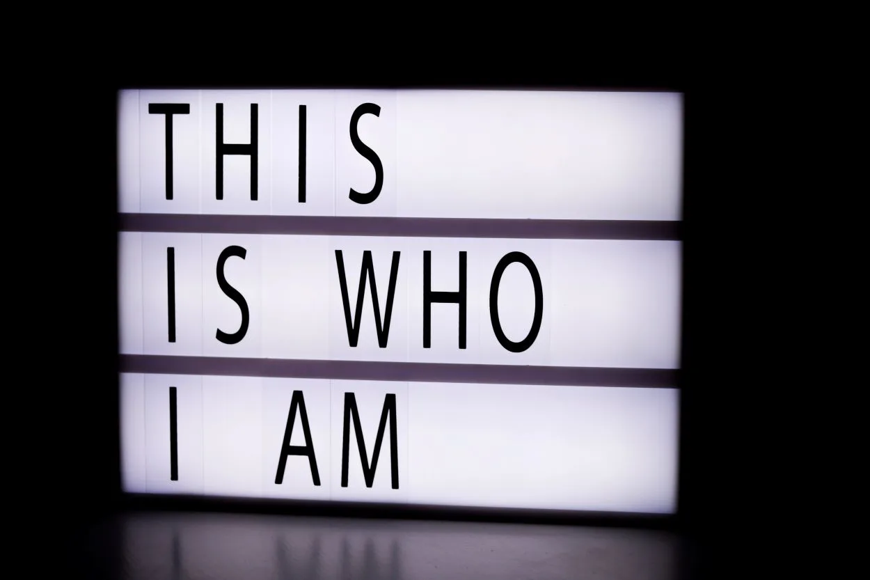 "I am" is used when a person is telling something about himself/herself.