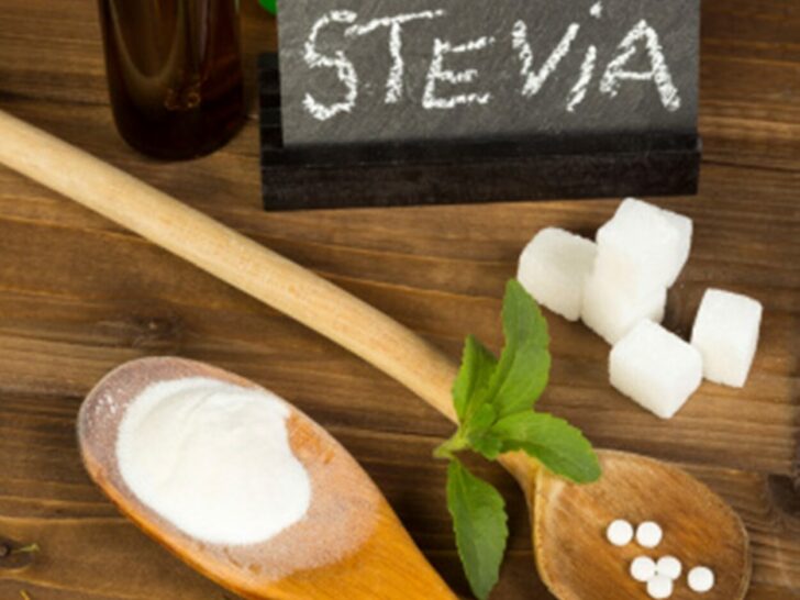 Difference Between Liquid Stevia and Powdered Stevia (Explained)
