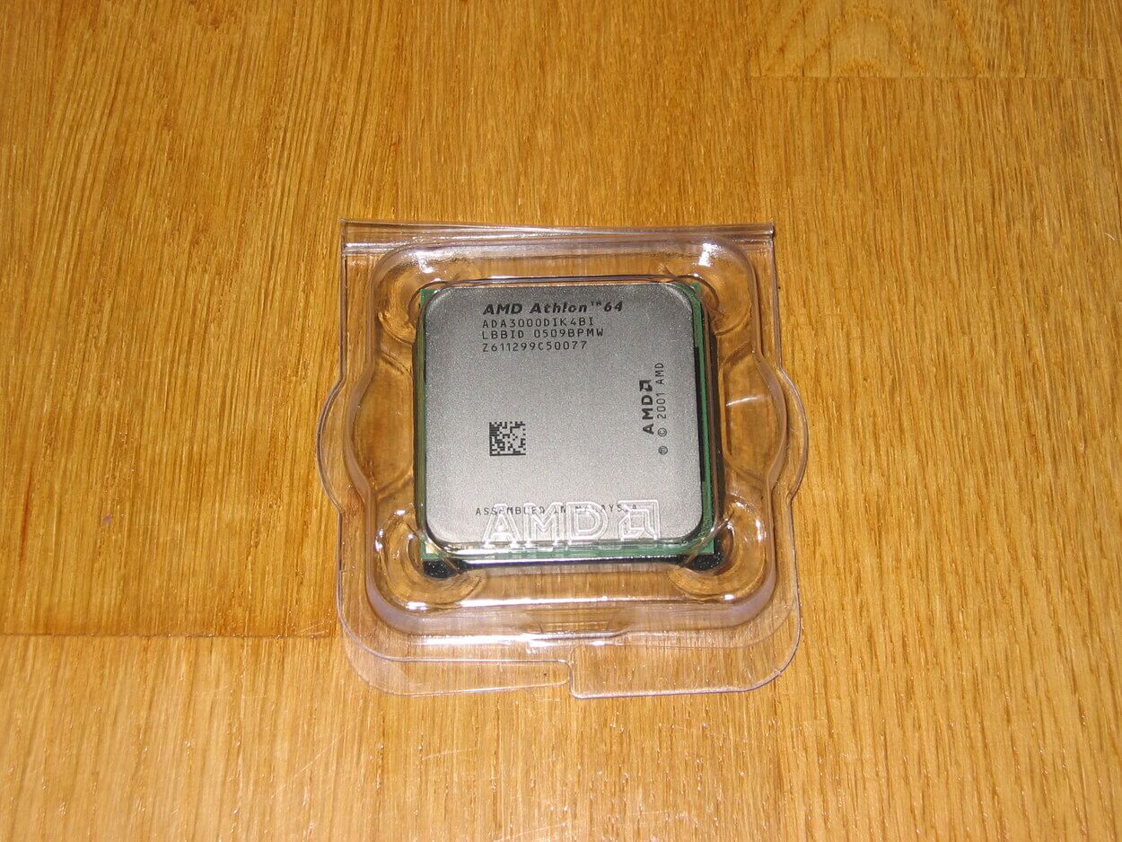 Image of AMD64 microprocessor.