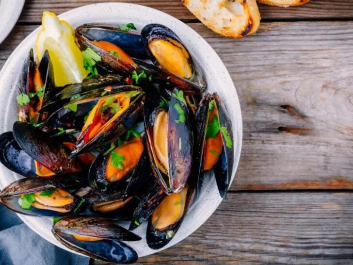 Mussel and clams