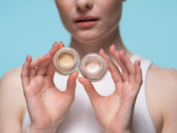 What Is The Difference Between Foundation And Concealer? (Explained)